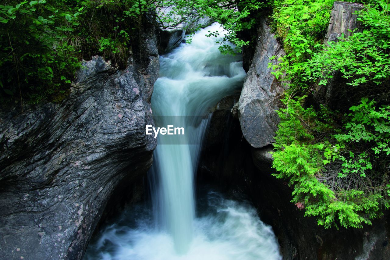 Green Nature Fließendes Wasser Langzeitbelichtung Natur Schön Wasser Wasserfall Water Waterfall EyeEmNewHere