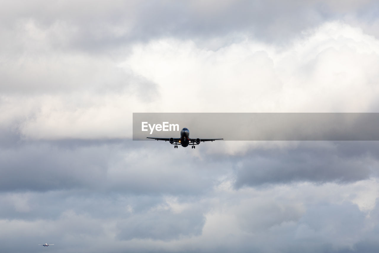 Aeroflot airbus a320 registration vq-biu. plane take off or landing.