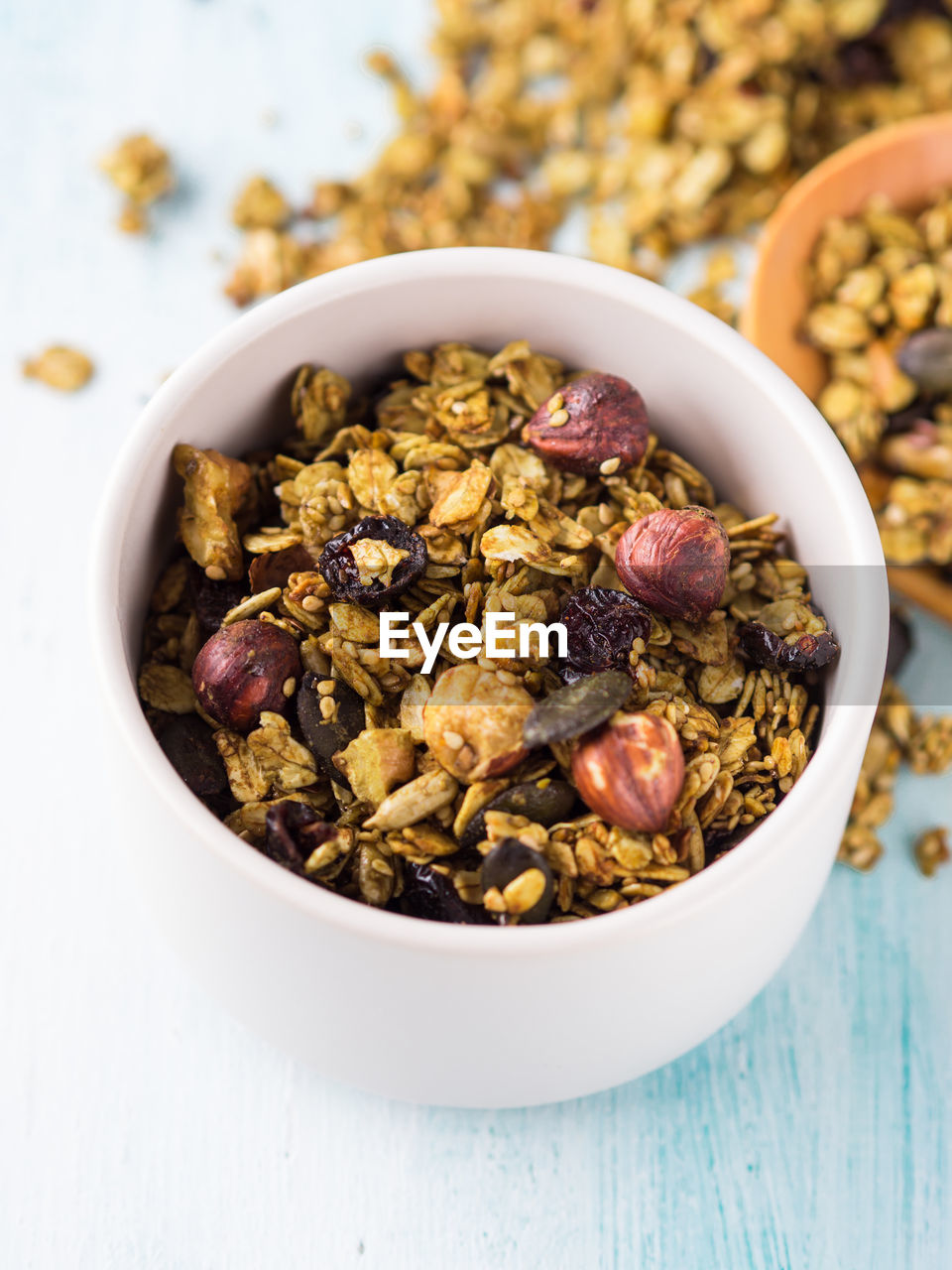 HIGH ANGLE VIEW OF BREAKFAST IN BOWL