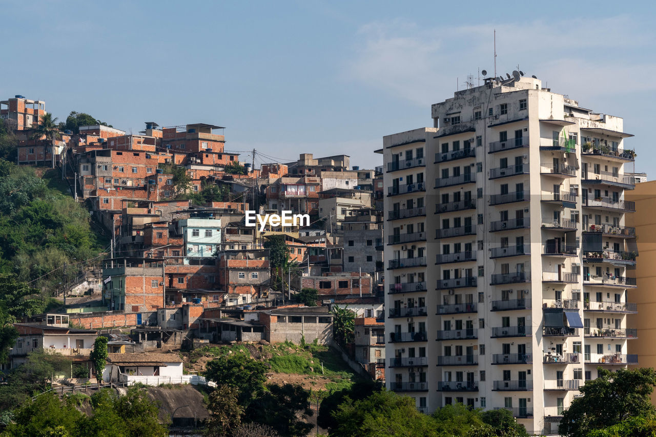 Image of a needy community in rio de janeiro in the north of the city