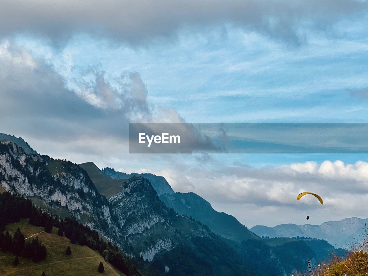 MOUNTAIN RANGE AGAINST SKY