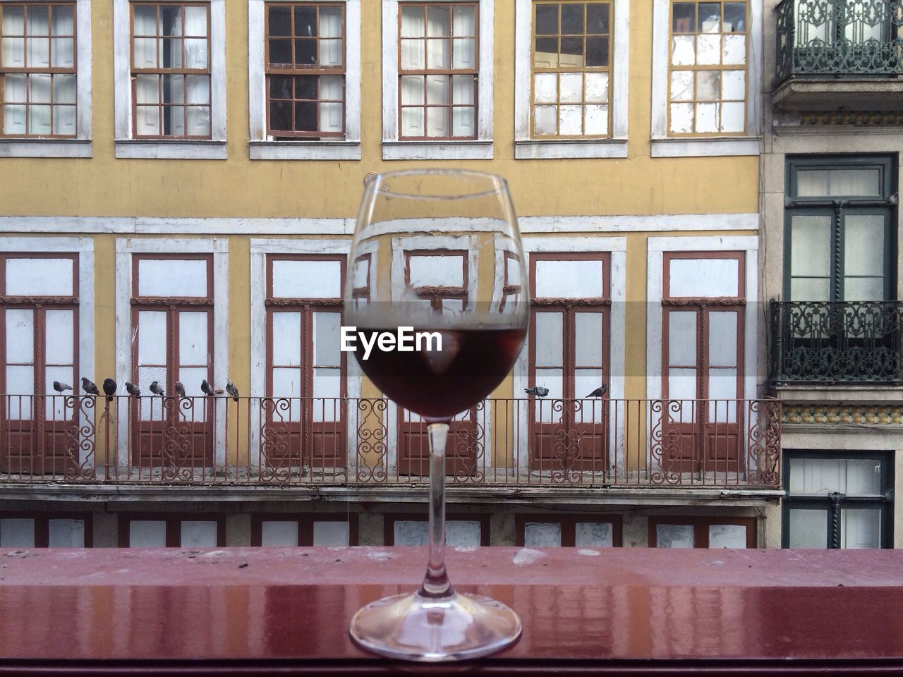 CLOSE-UP OF BEER ON TABLE