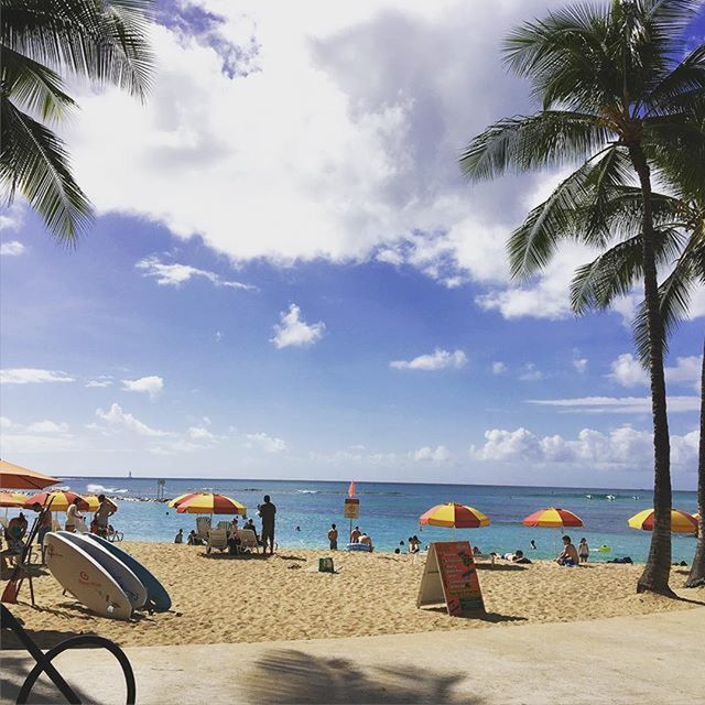 TOURISTS ON BEACH