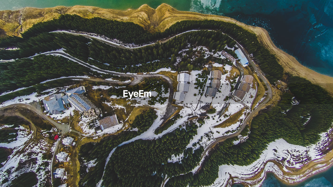 HIGH ANGLE VIEW OF WATER IN WINTER