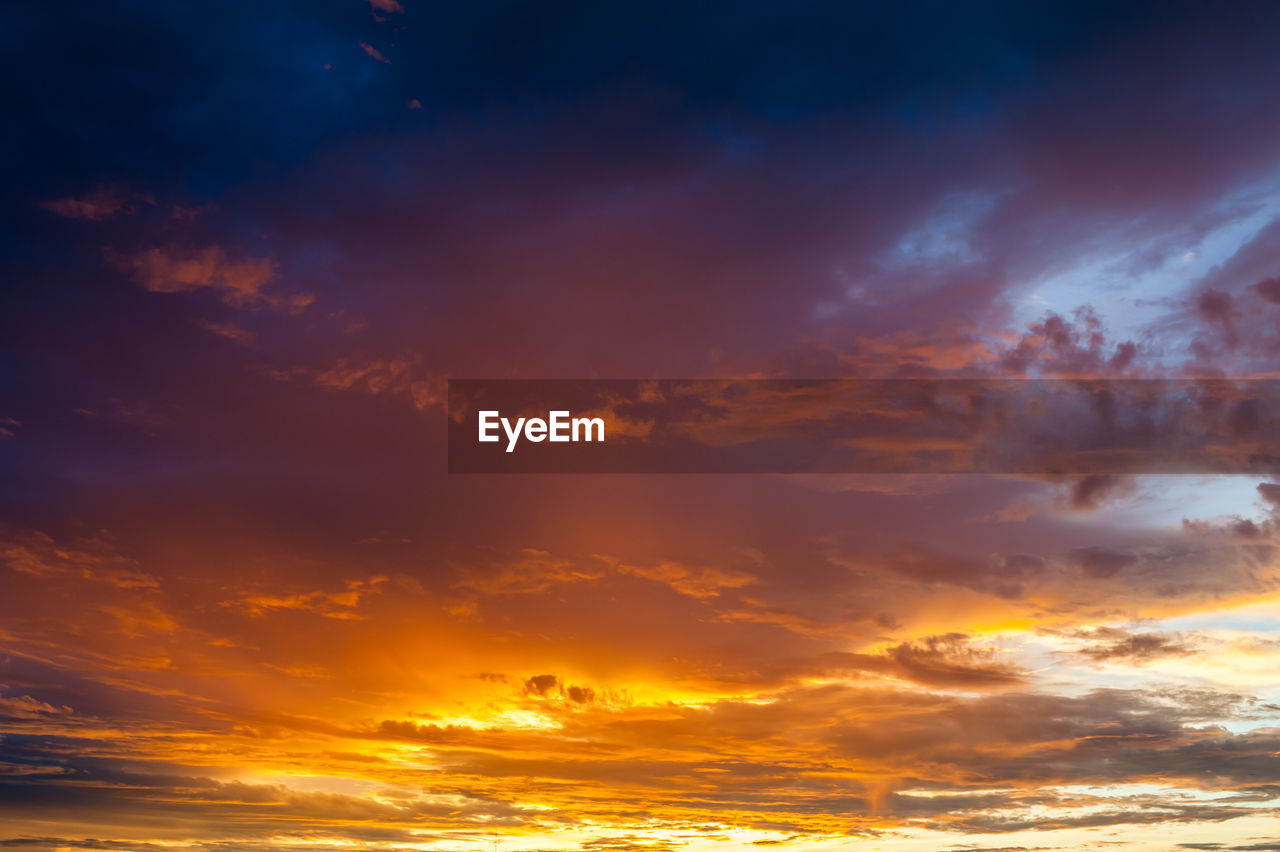 Twilight sky and cloud, colorful dramatic sky and cloud at sunset