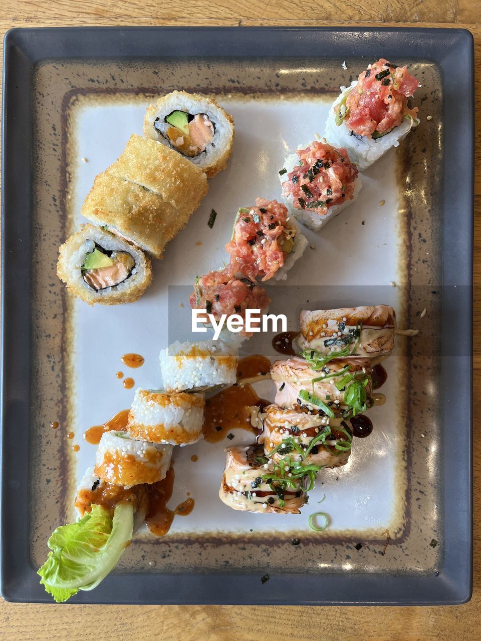 food, food and drink, dish, healthy eating, freshness, fast food, produce, meal, no people, wellbeing, vegetable, bread, directly above, studio shot, indoors, high angle view, cuisine, slice, plate, still life, seafood, breakfast, fruit, tray, lunch, meat, appetizer