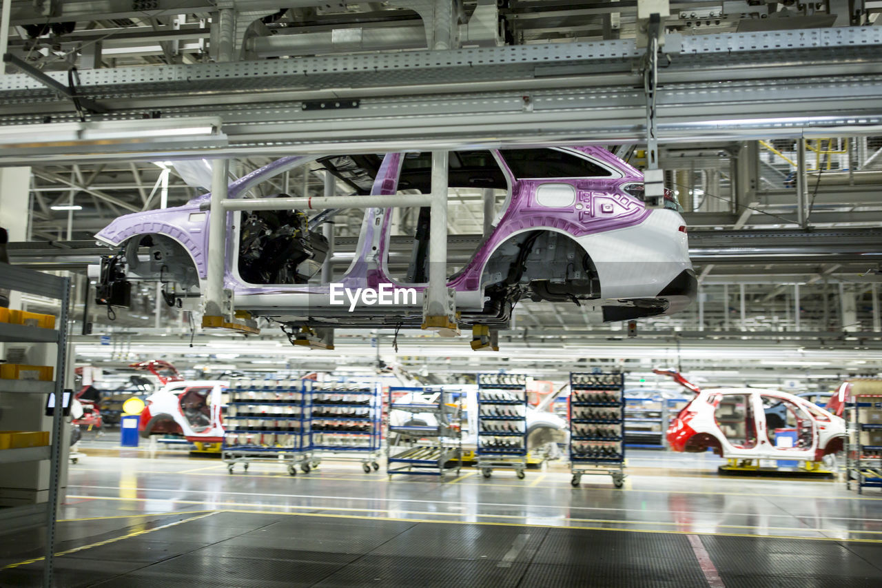 Modern automatized car production in a factory