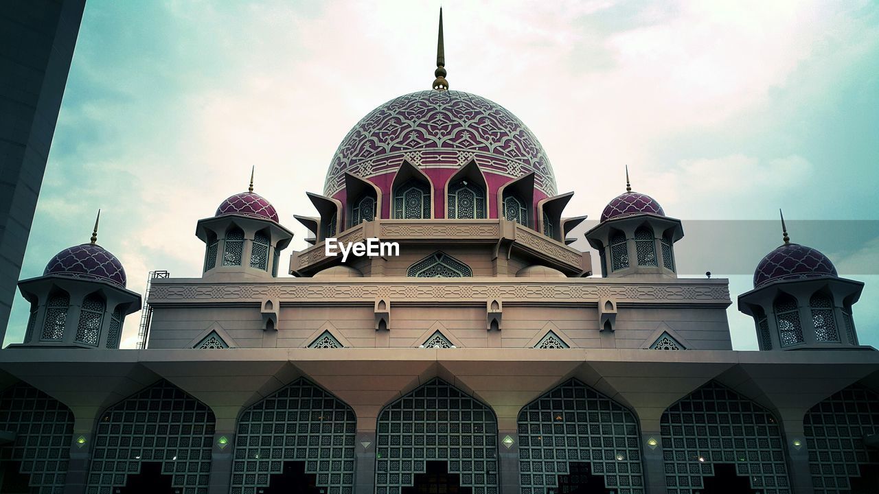 LOW ANGLE VIEW OF MOSQUE