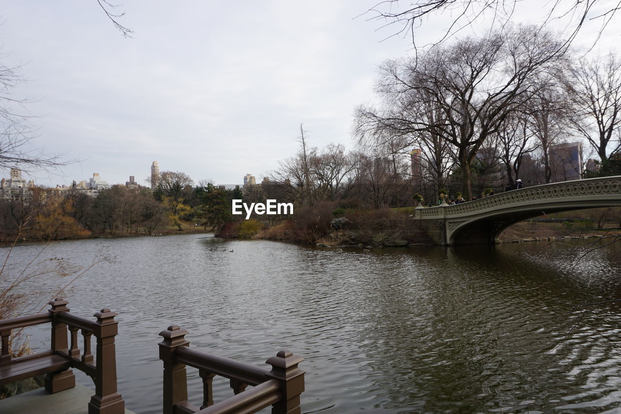 SCENIC VIEW OF RIVER AGAINST SKY