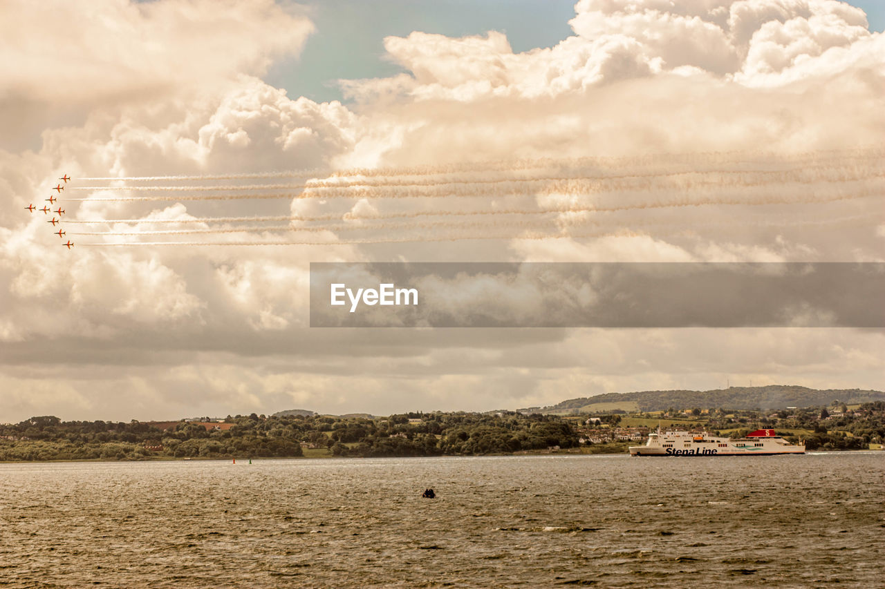 PANORAMIC SHOT OF SEA AGAINST SKY