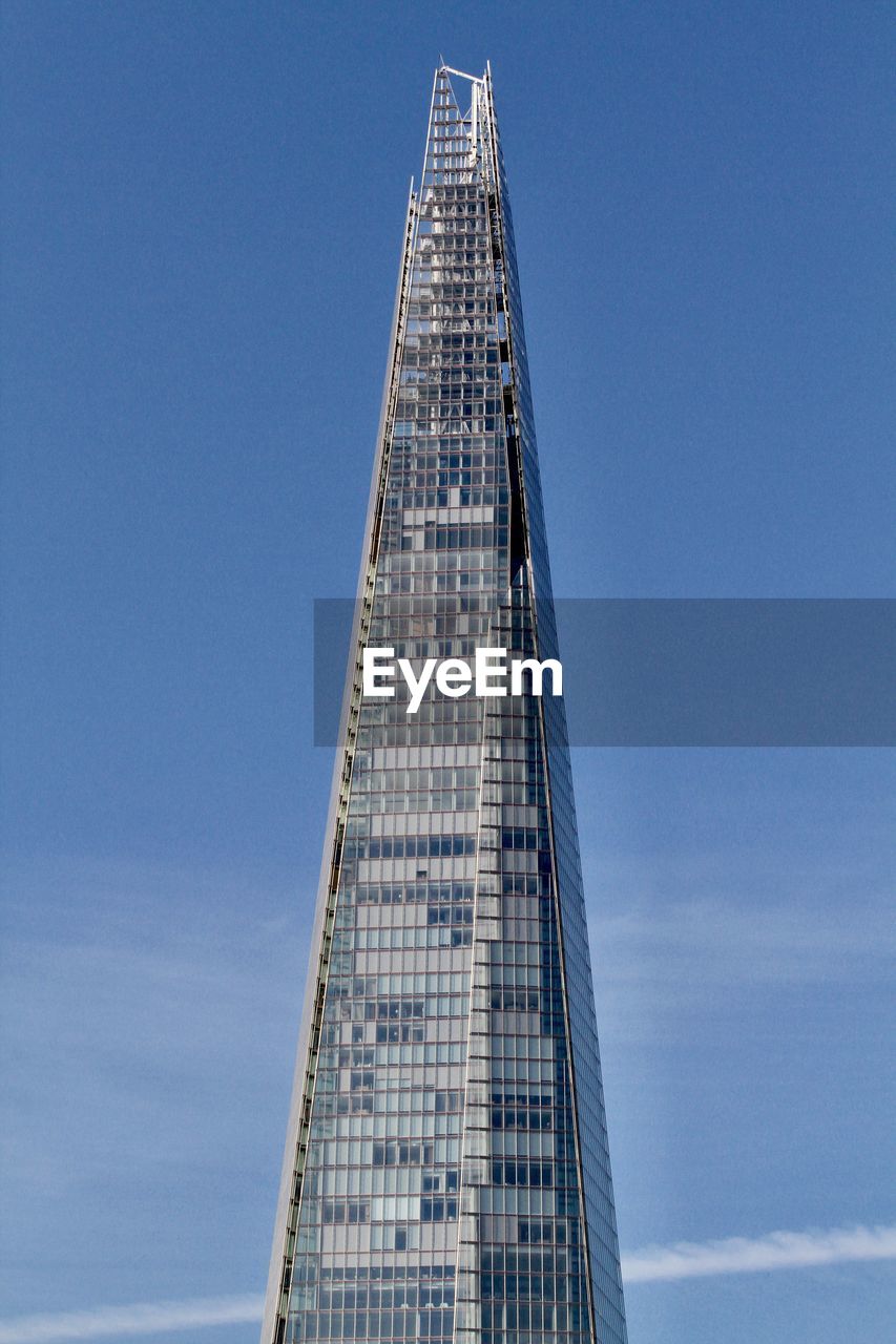 LOW ANGLE VIEW OF BUILDINGS AGAINST SKY