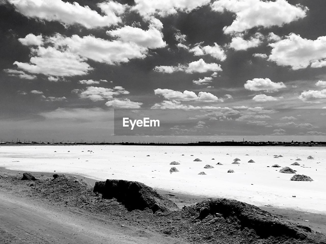 VIEW OF BEACH AGAINST SKY