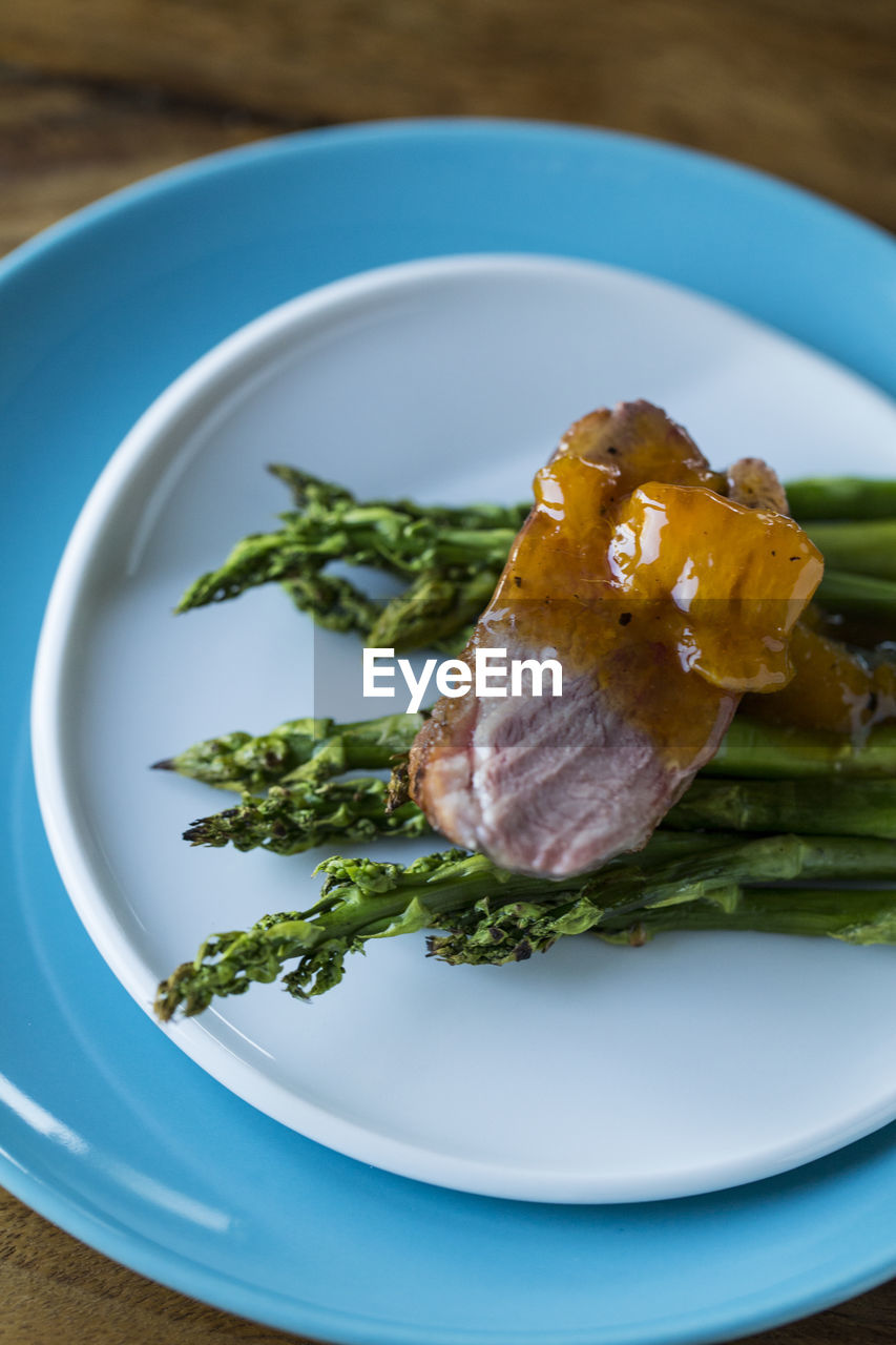 CLOSE-UP OF MEAL SERVED IN PLATE