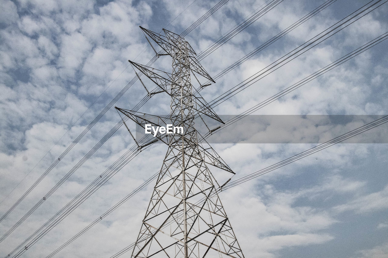 LOW ANGLE VIEW OF ELECTRICITY PYLON