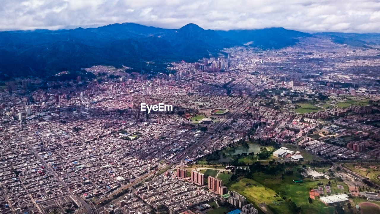 AERIAL VIEW OF TOWN IN MOUNTAINS