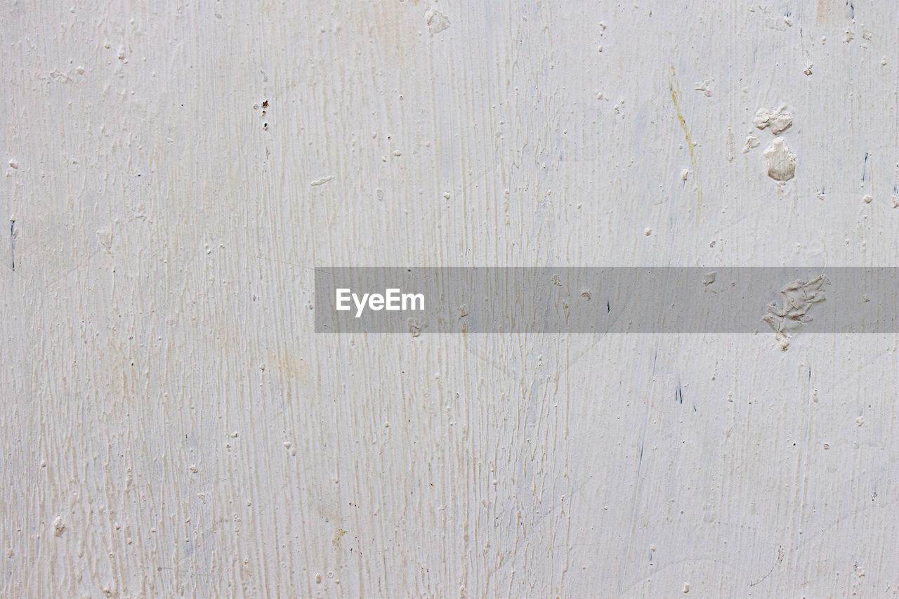 FULL FRAME SHOT OF WHITE SURFACE