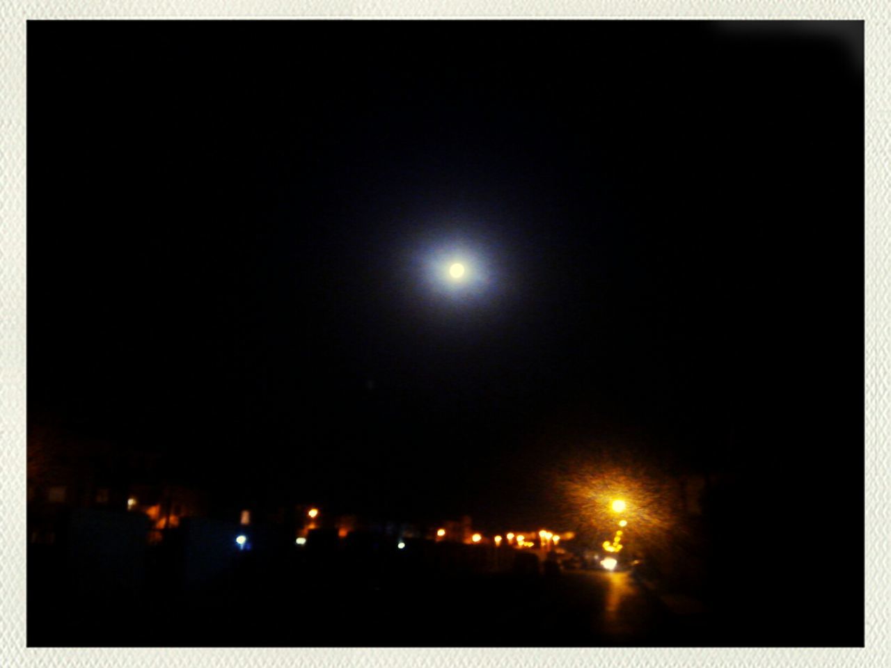 Idyllic view of moon in sky
