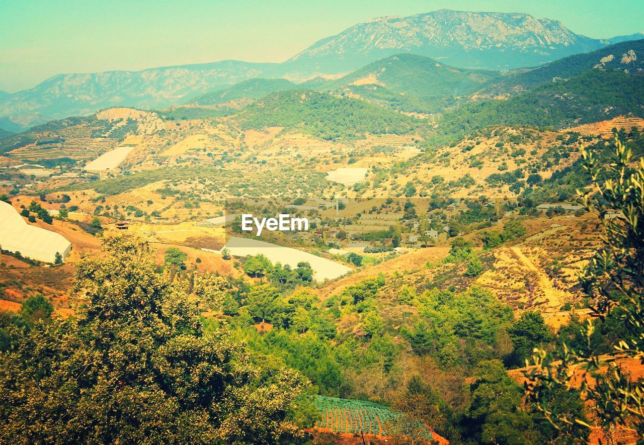 HIGH ANGLE VIEW OF LANDSCAPE AGAINST SKY