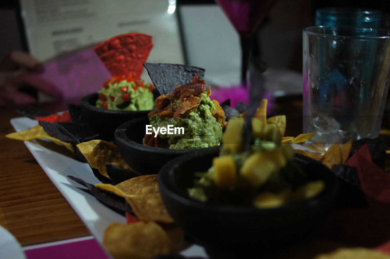 CLOSE-UP OF FOOD IN RESTAURANT