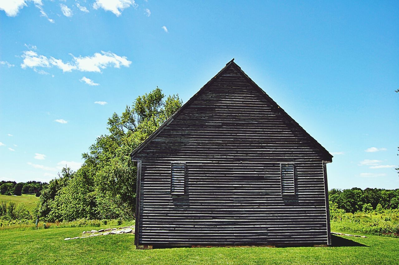 Barn in field