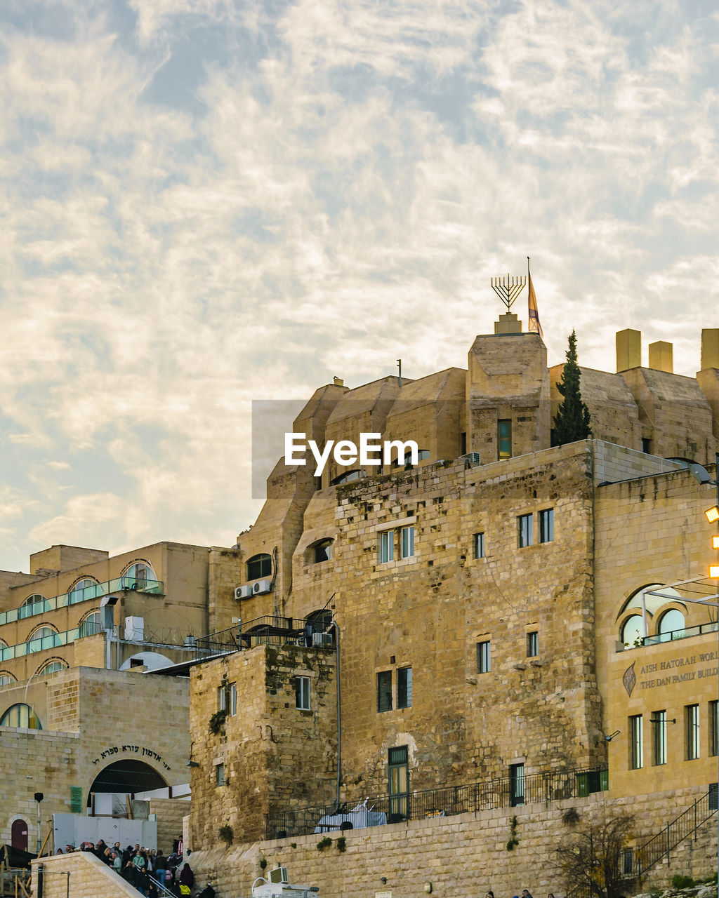 LOW ANGLE VIEW OF OLD BUILDINGS IN CITY