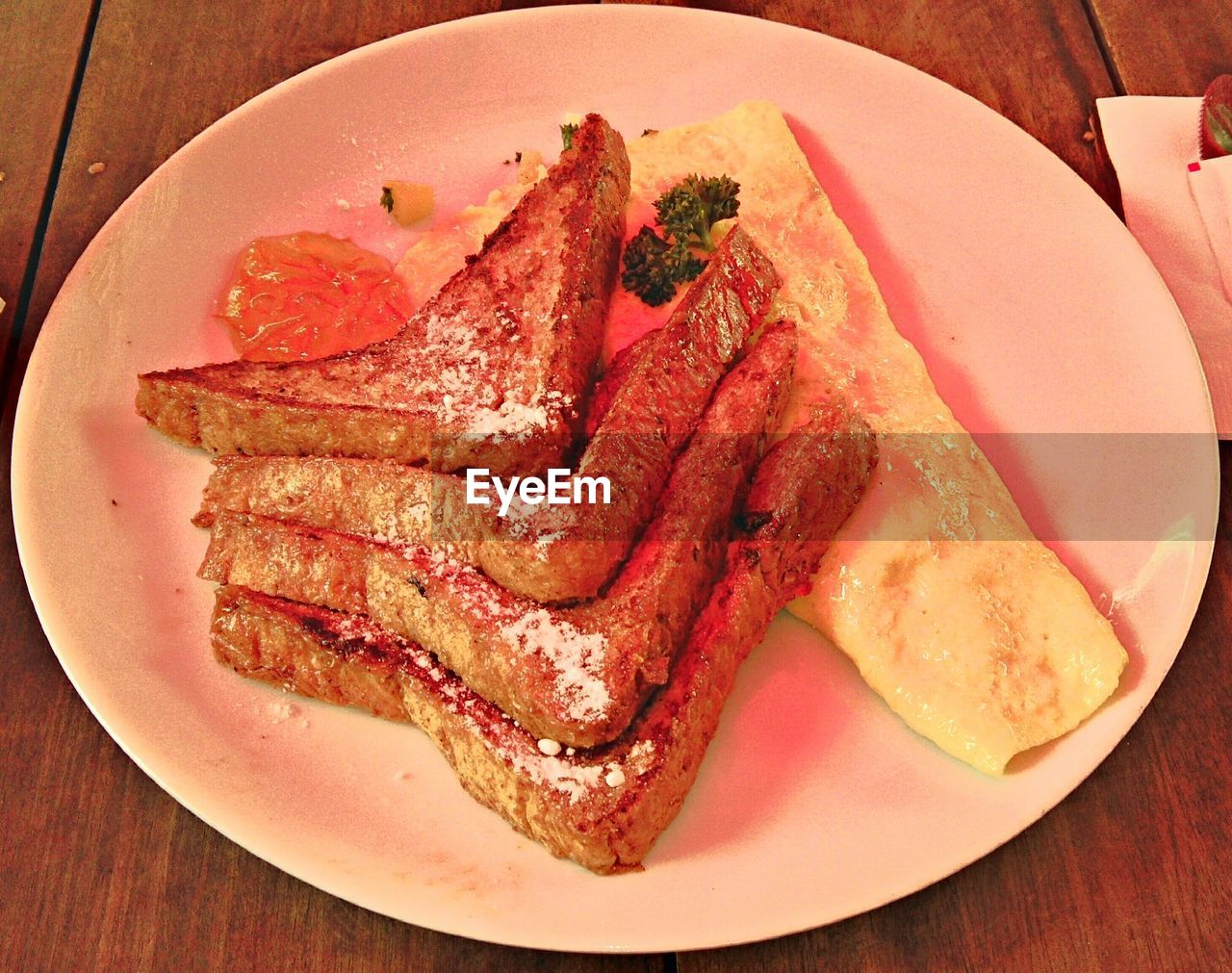 CLOSE-UP OF SERVED FOOD ON PLATE