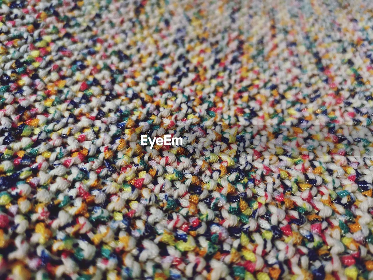 FULL FRAME SHOT OF MULTI COLORED CANDIES