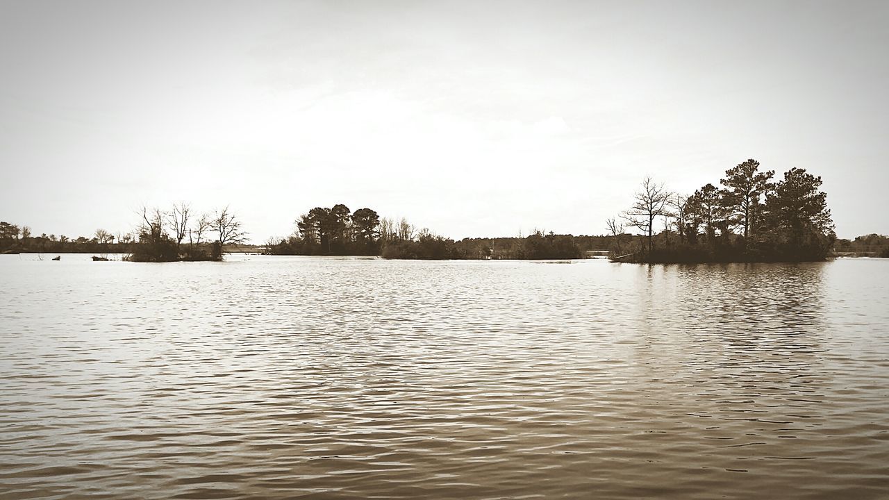 VIEW OF CALM SEA