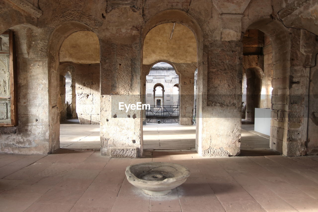 architecture, built structure, history, ancient history, the past, arch, building, indoors, crypt, religion, no people, travel destinations, old, ancient, flooring, temple, column, architectural column, travel, day, belief, tourism, arcade, estate, nature