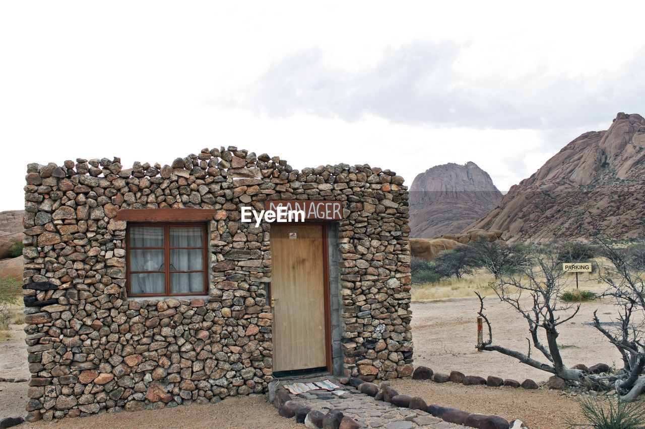 Exterior of house against sky