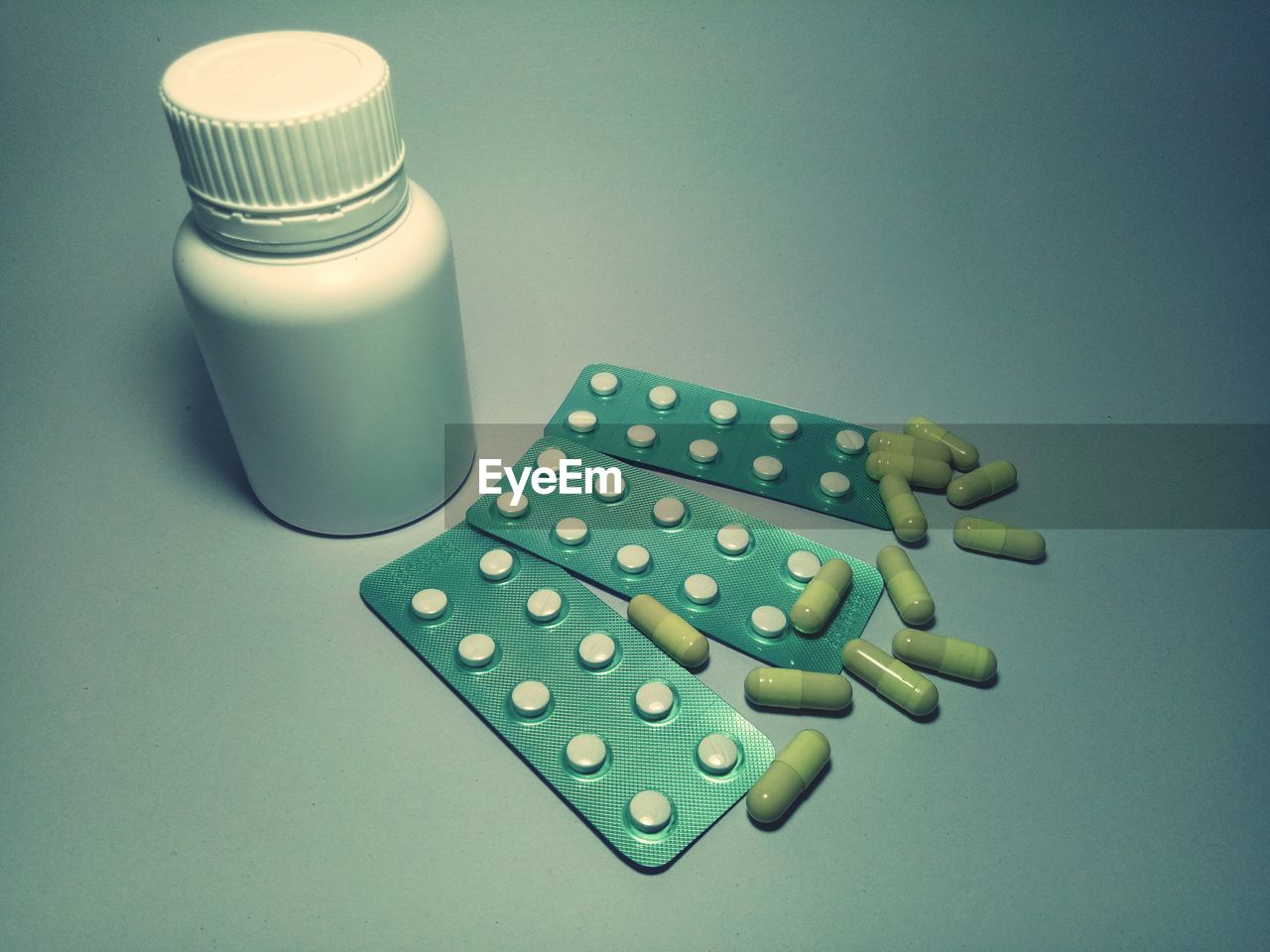 Medicine for medical treatment
