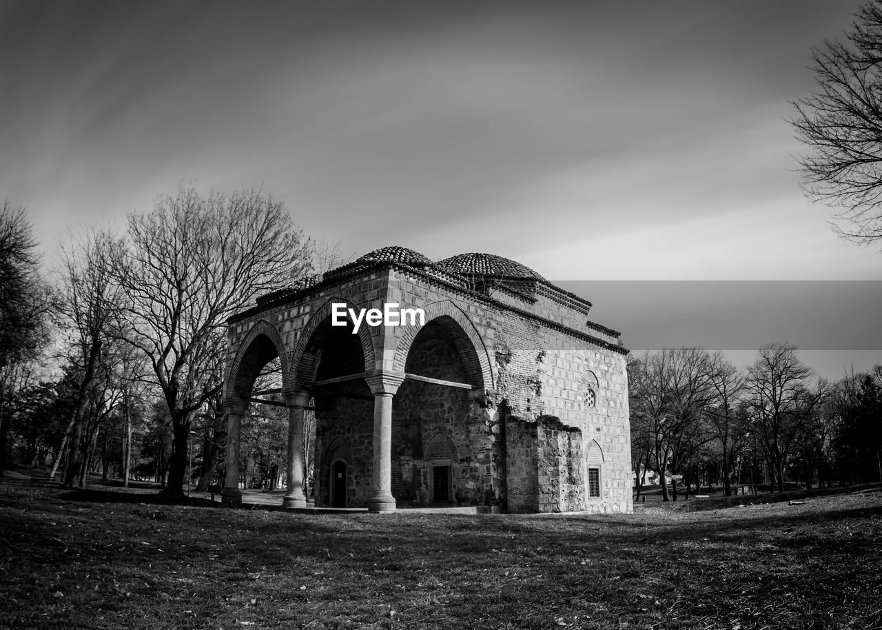 VIEW OF OLD BUILDING