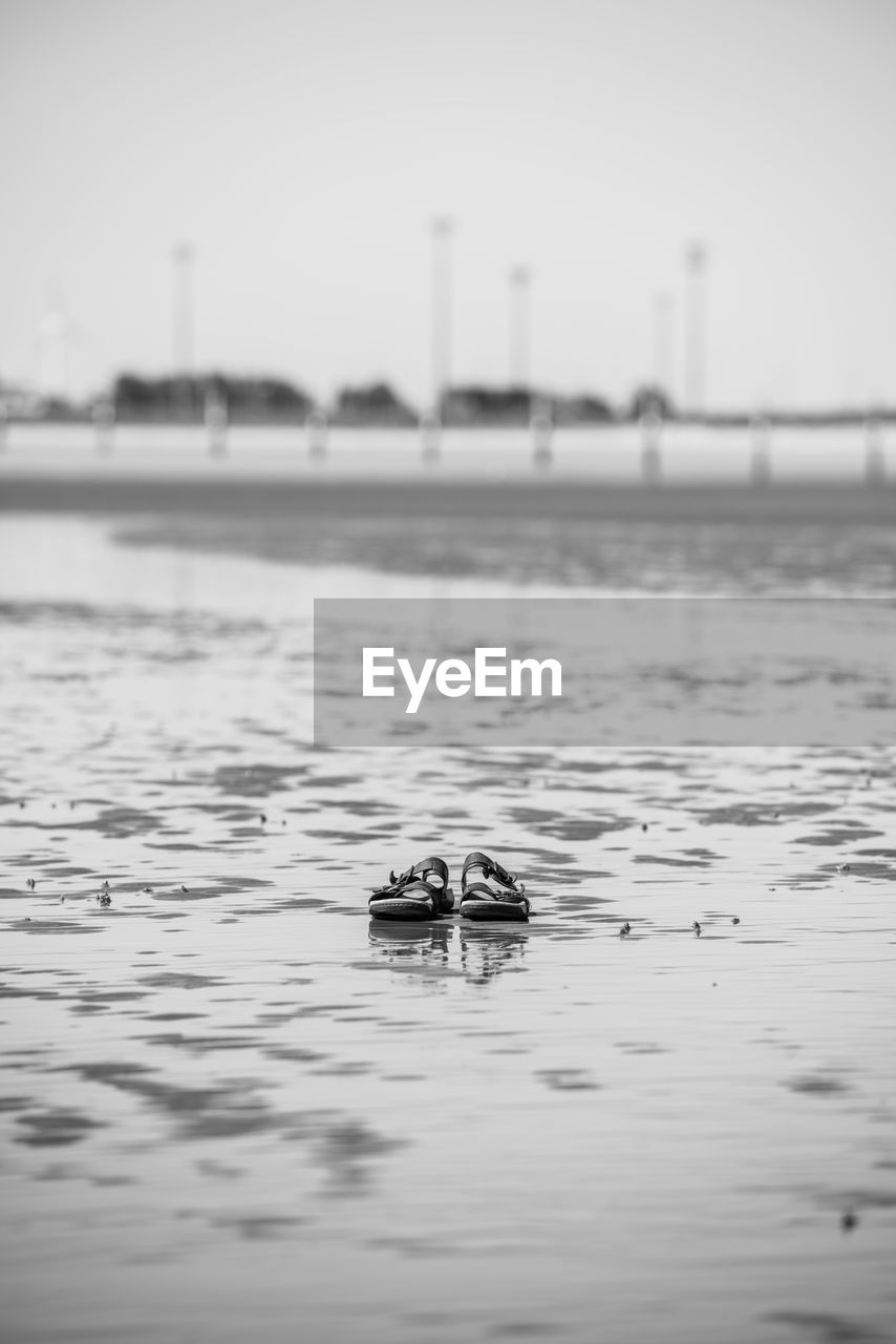 VIEW OF BOATS IN WATER