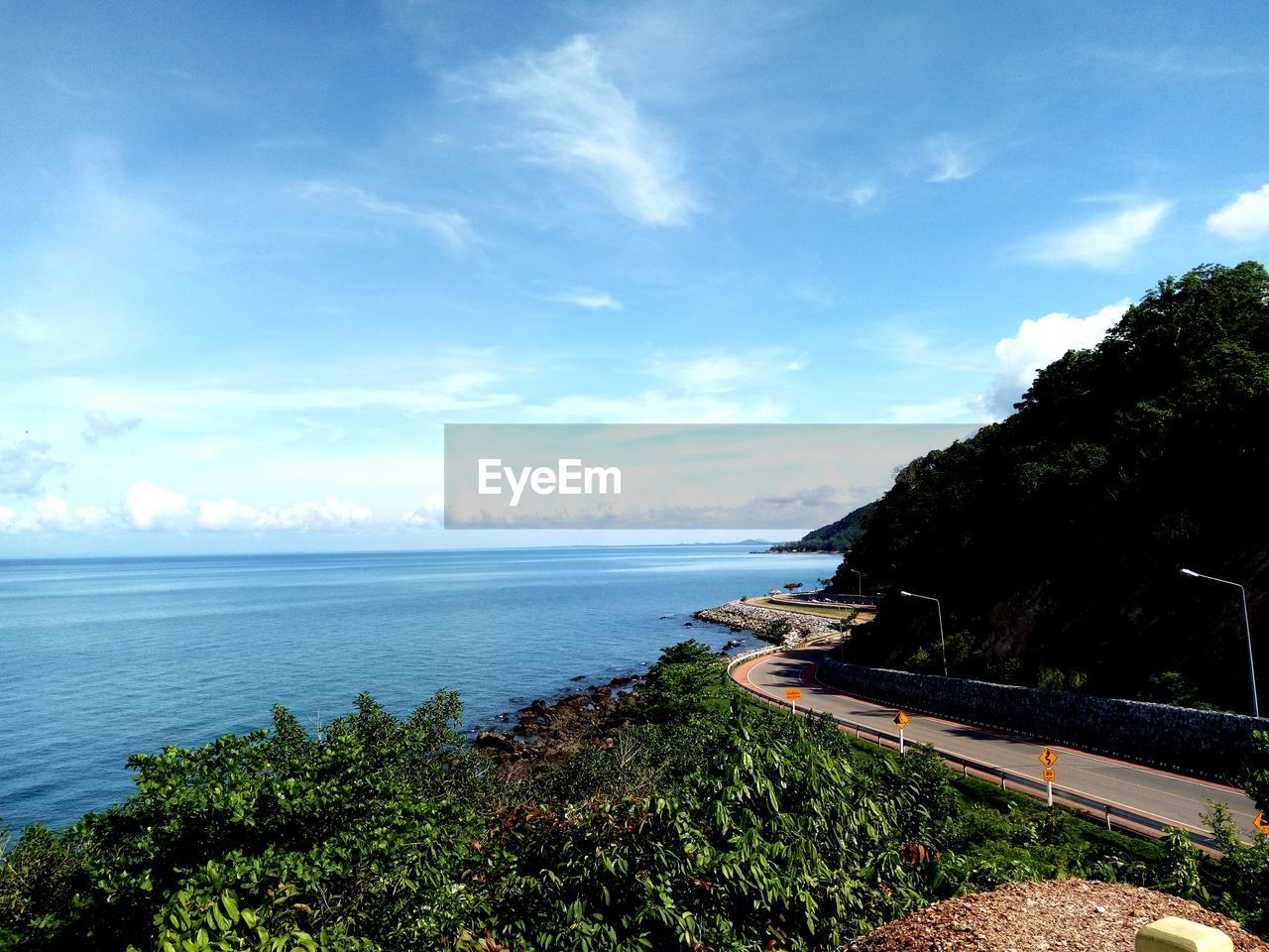 SCENIC VIEW OF BAY AGAINST CLEAR SKY