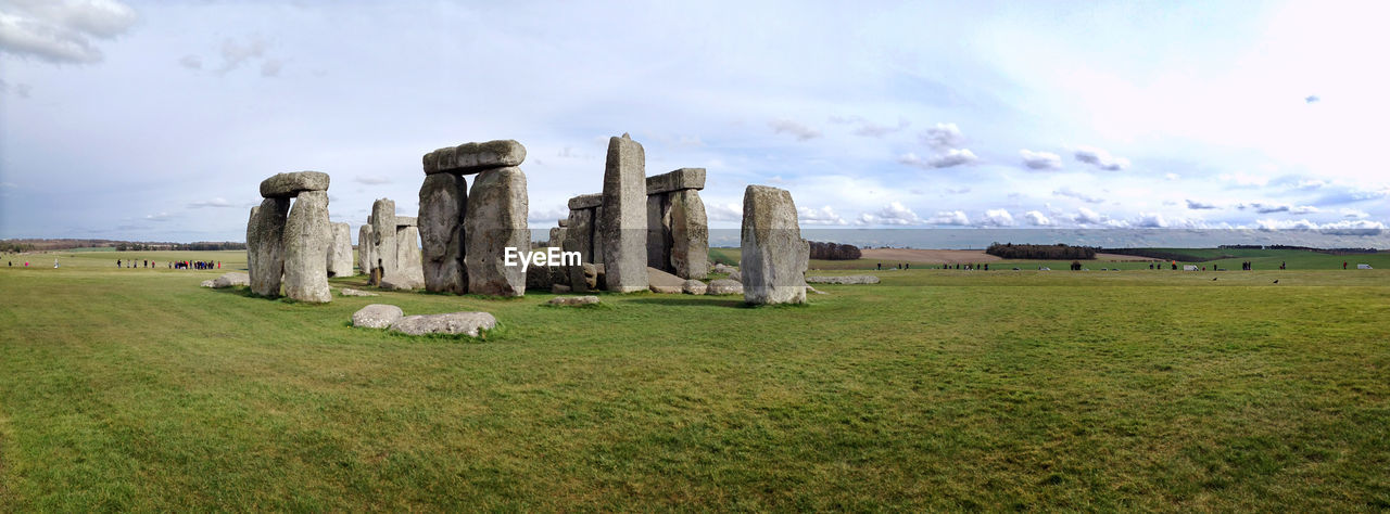 Panoramic shot of stonehenge against sky