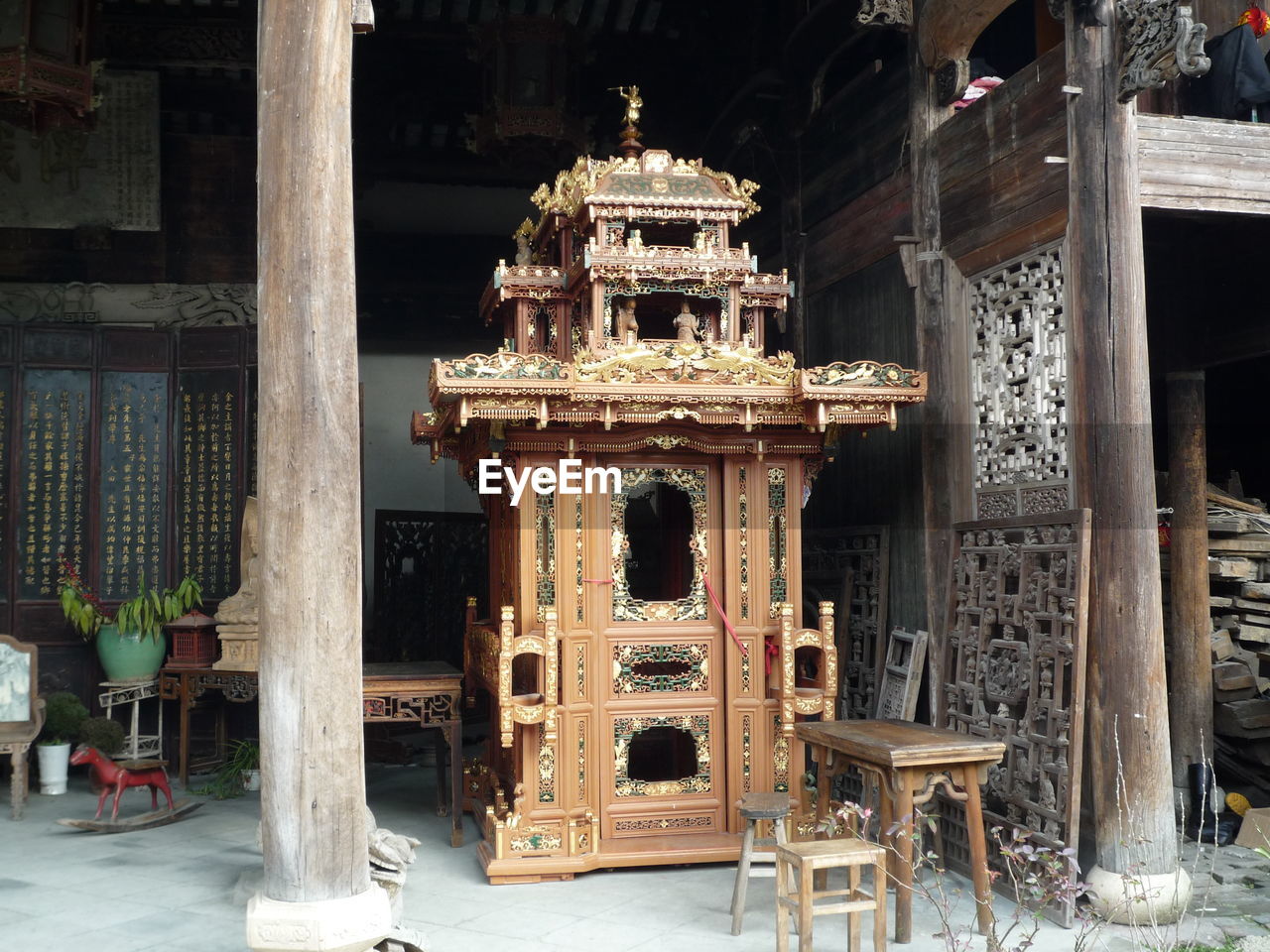 HISTORIC BUILDING AT TEMPLE