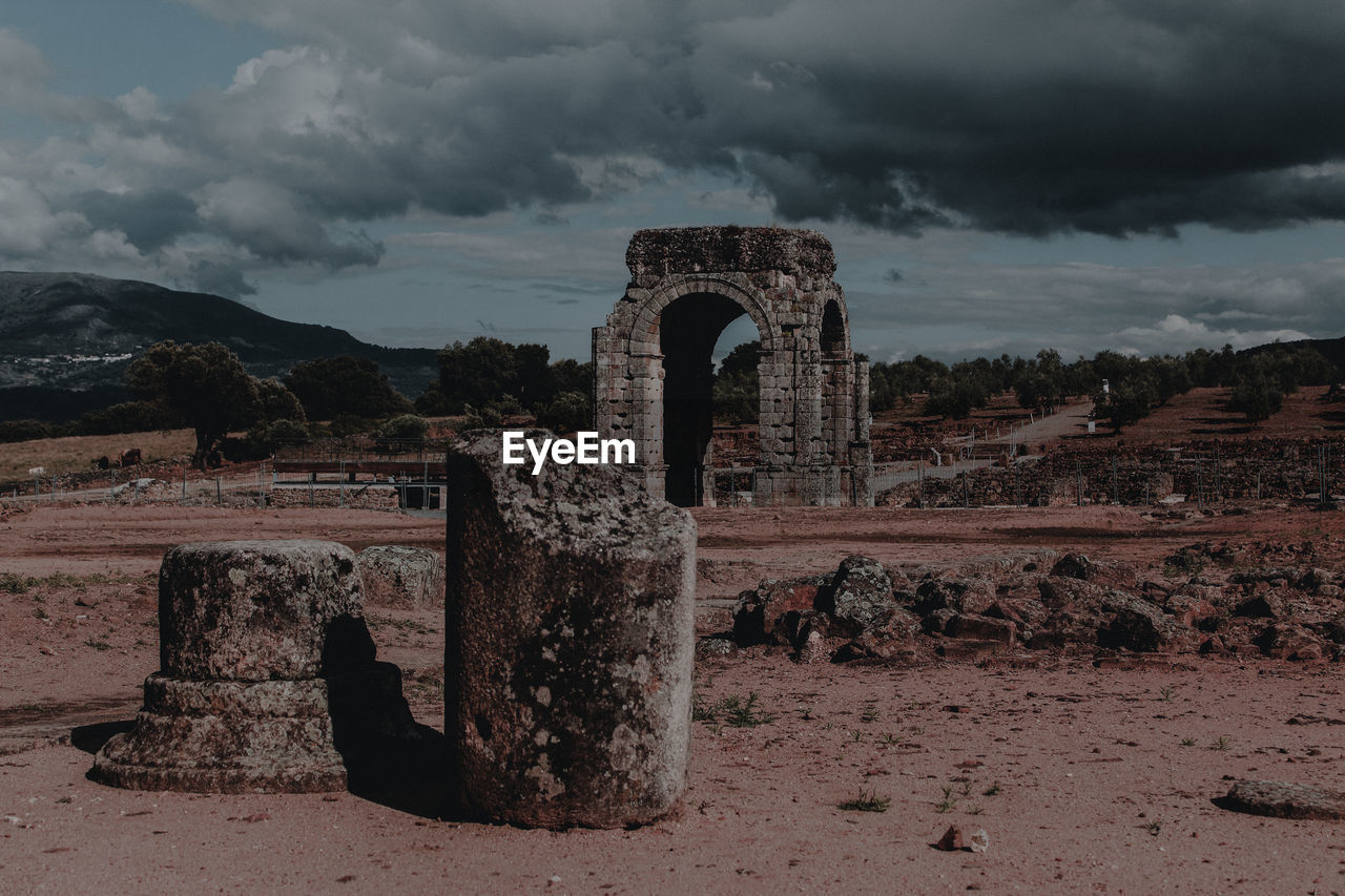 OLD RUINS AGAINST SKY