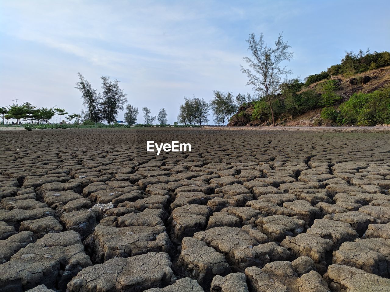 VIEW OF ROCKS ON LAND