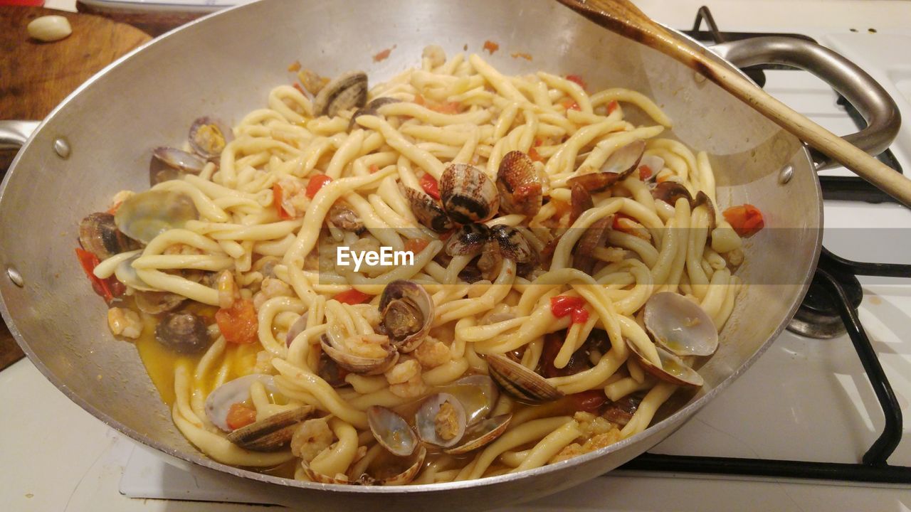 Close-up of spaghetti in plate