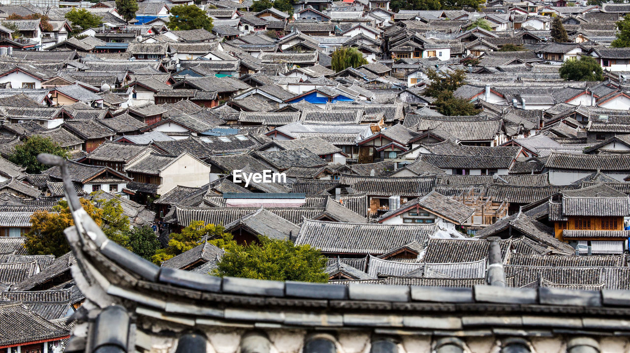 HIGH ANGLE VIEW OF BUILDINGS