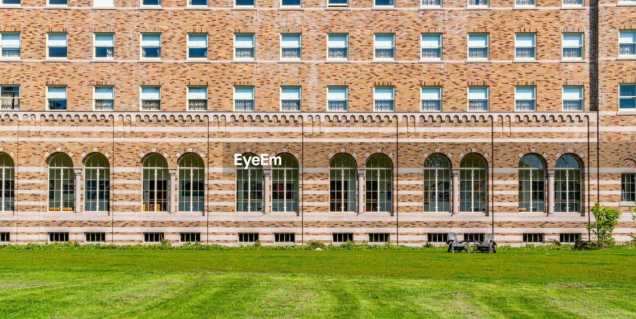 A background shot of a large lombard romanesque style building in washington state.