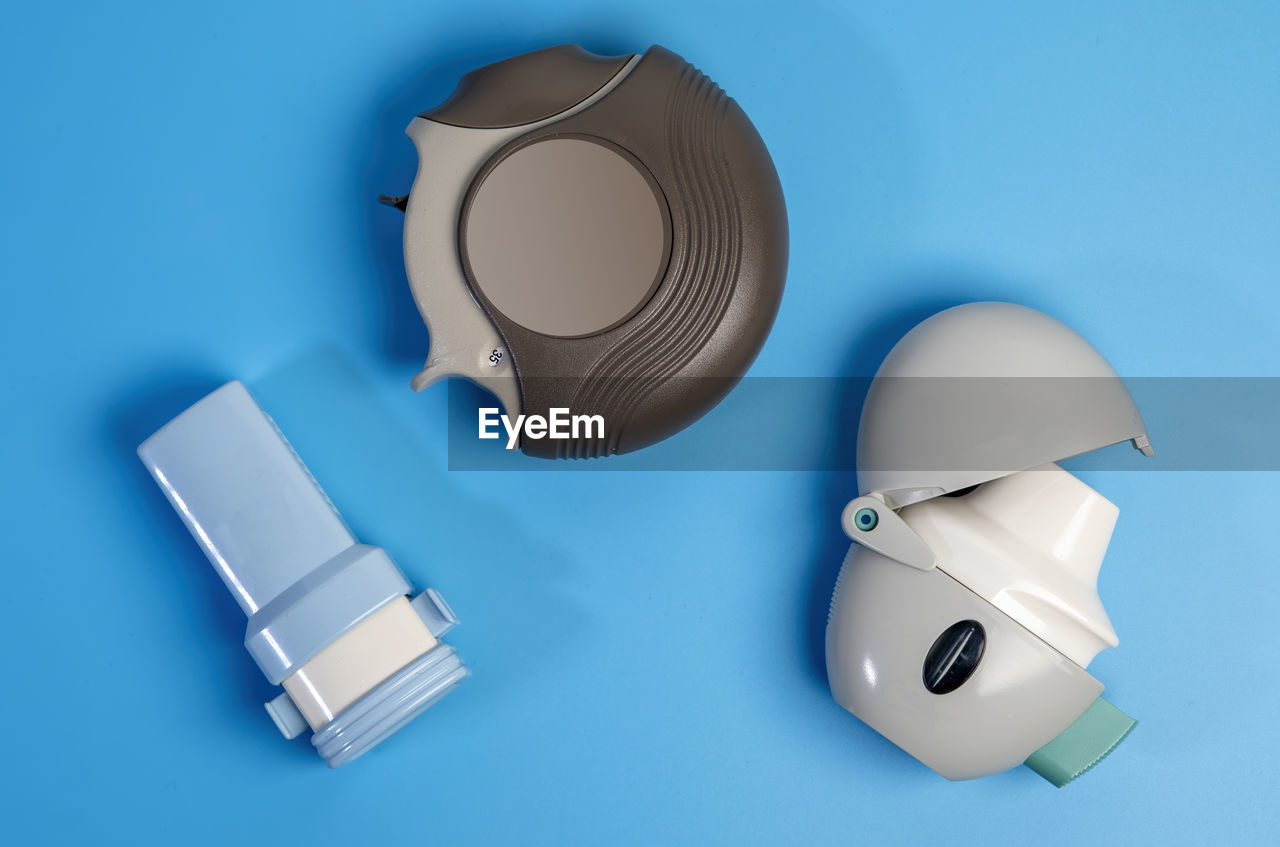 Copd or asthma medication instruments ,discus and handihaler and a capsule inhaler.