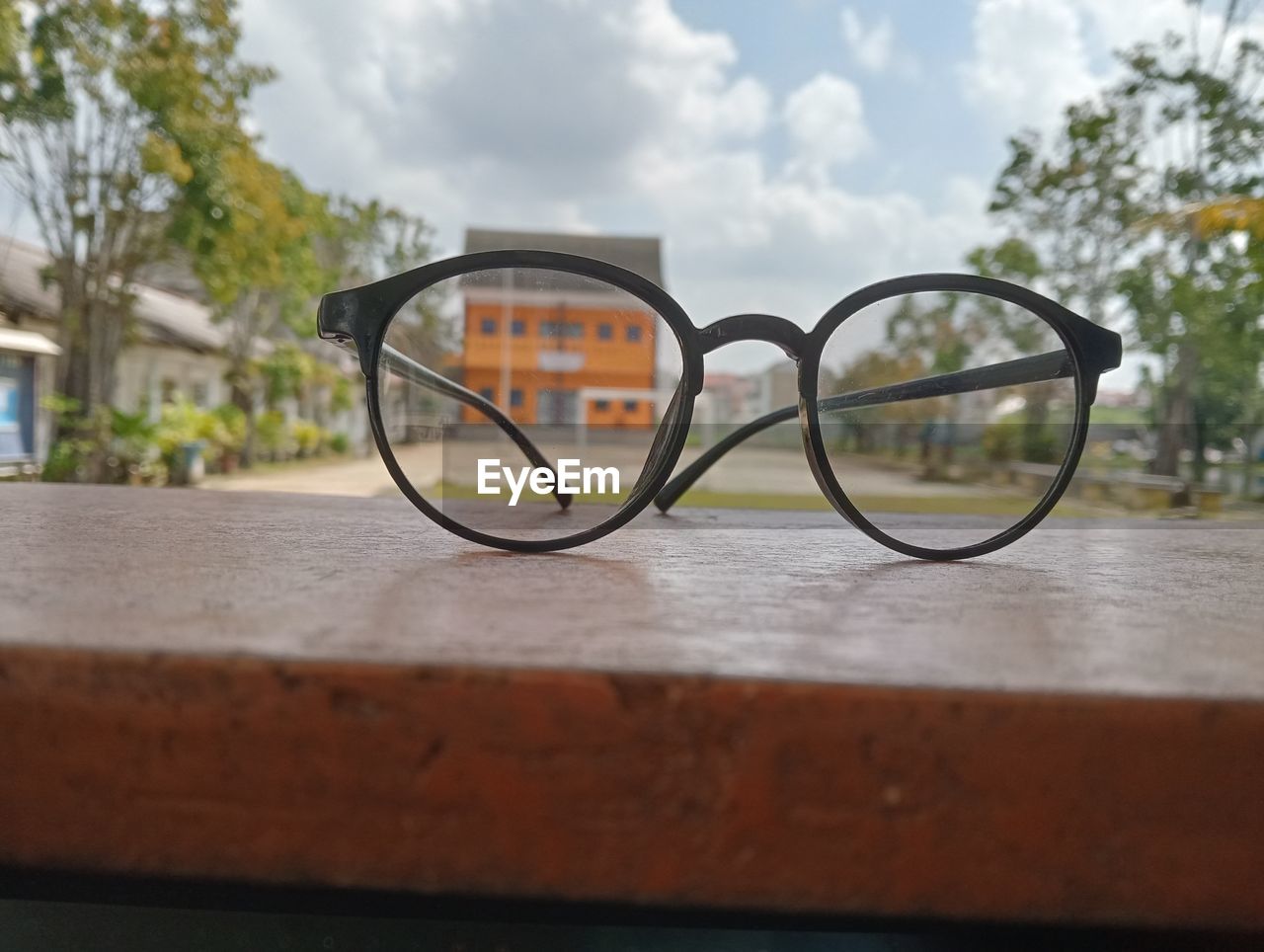 glasses, eyewear, vision care, eyeglasses, architecture, nature, cloud, city, no people, day, outdoors, sky, building exterior, built structure, fashion, glass, tree, close-up