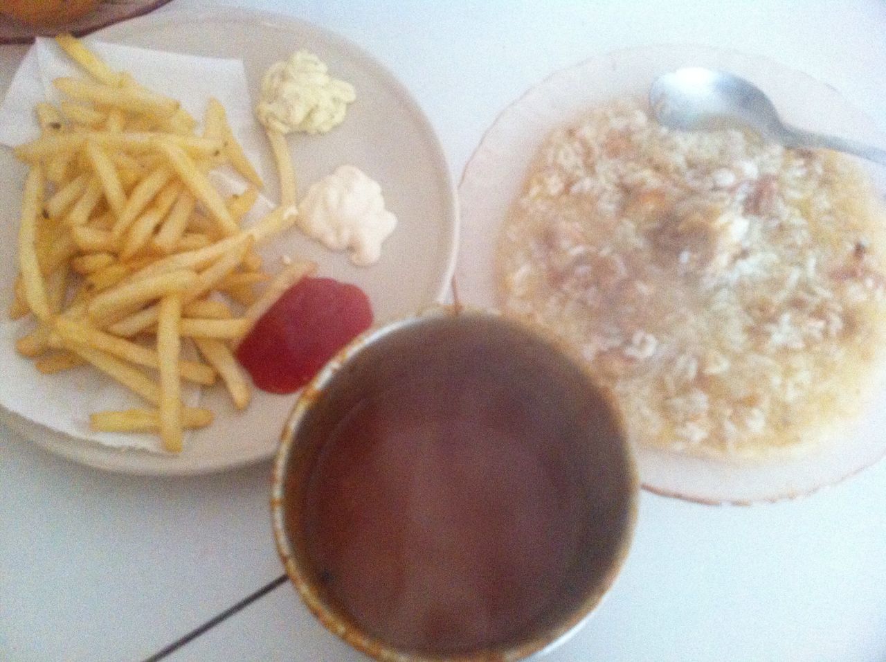 CLOSE-UP OF SERVED FOOD IN PLATE