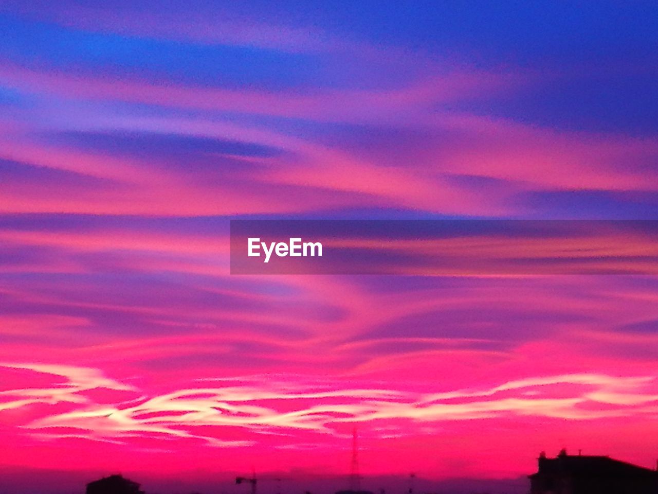 LOW ANGLE VIEW OF PINK DRAMATIC SKY