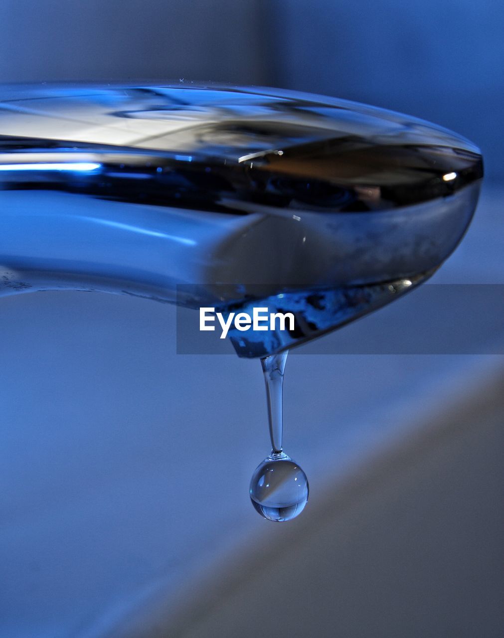 Close-up of water drop