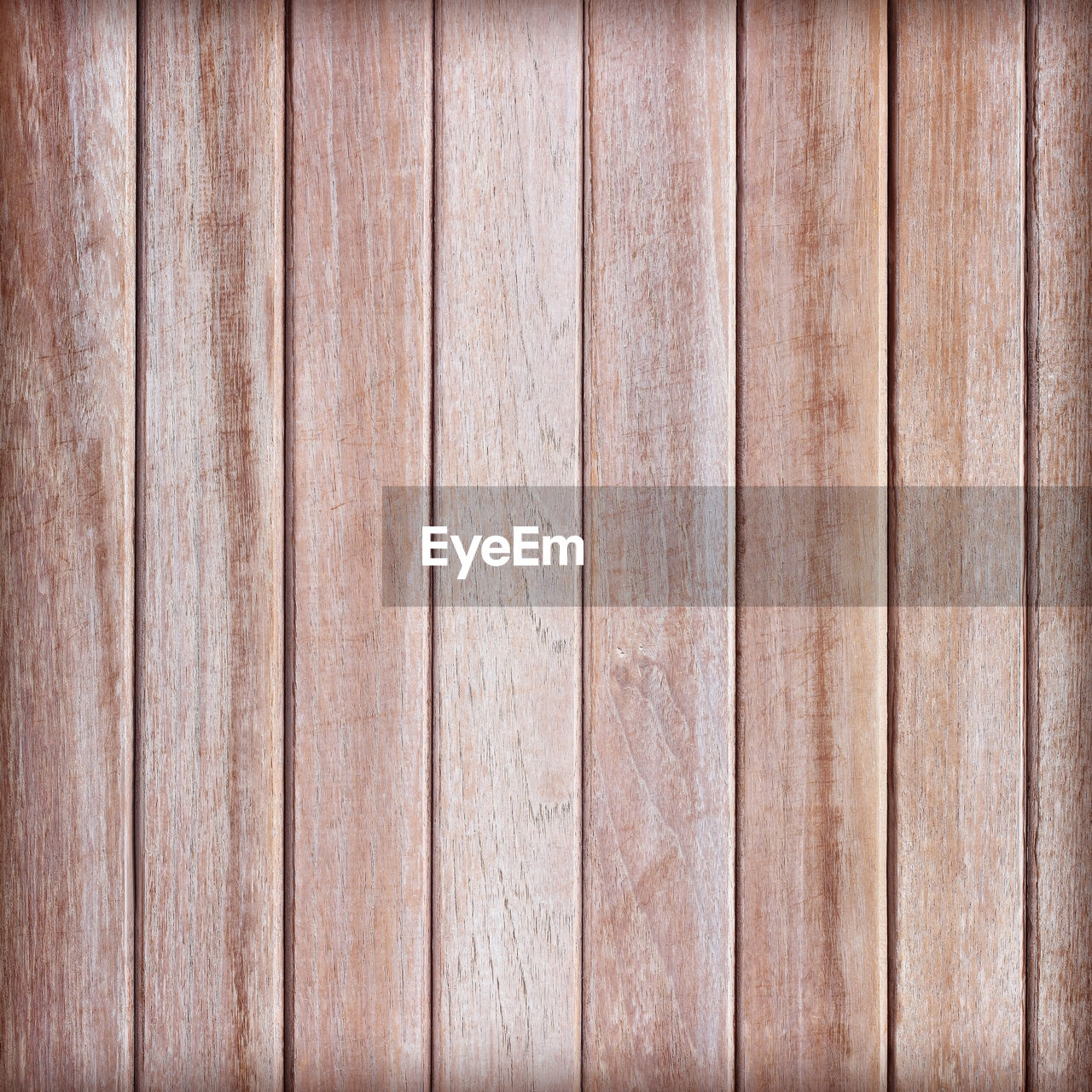 FULL FRAME SHOT OF WOODEN PLANK