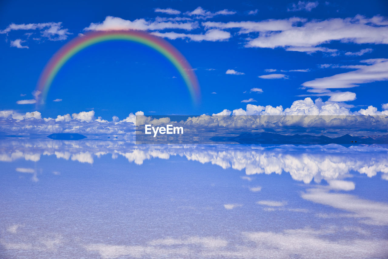 A superb view of uyuni salt lake