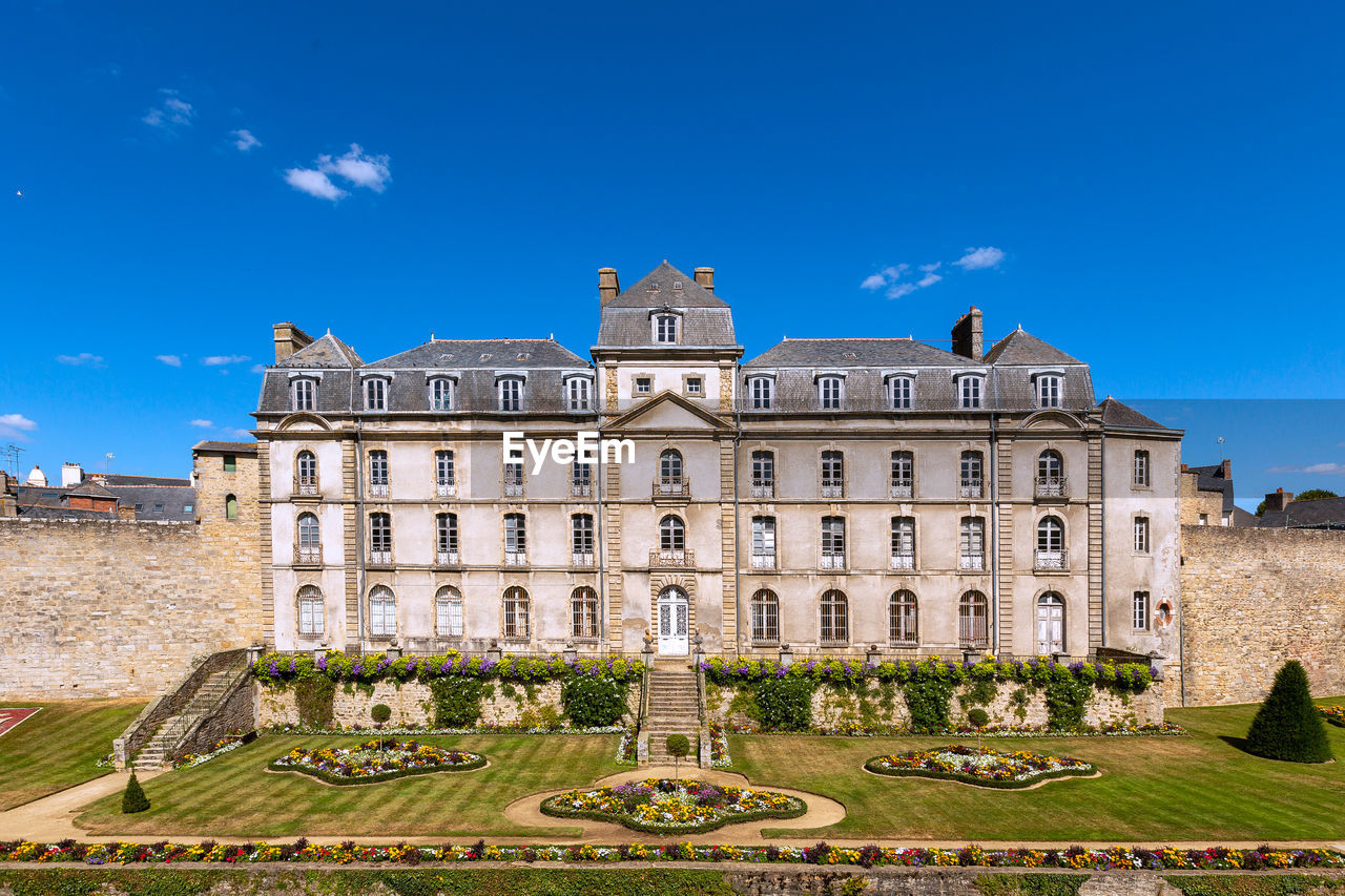 Chateau de l'hermine at the porte portenne in vannes