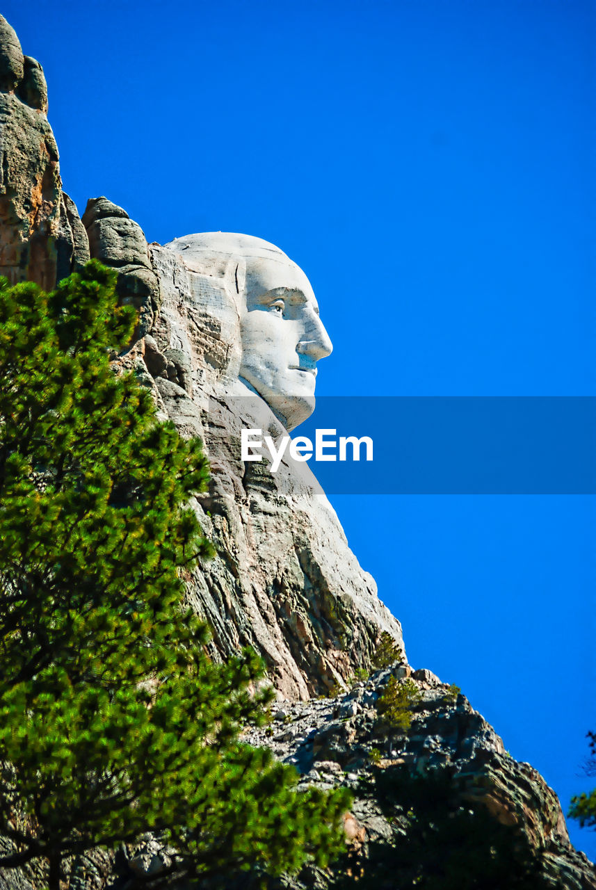 Low angle view mount rushmore national memorial